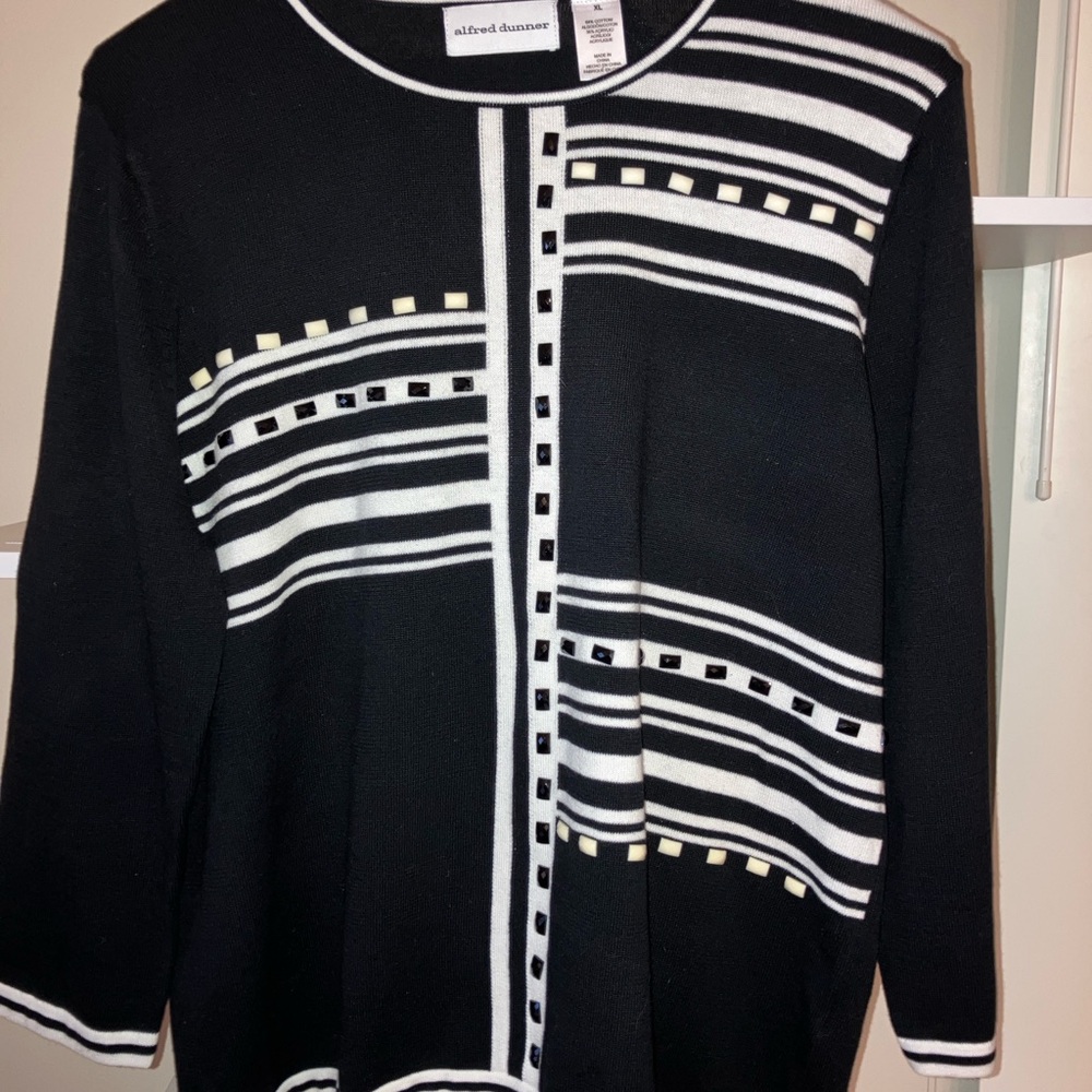 Black and White Geometric Sweater Alfred Dunner Womens XL NWT